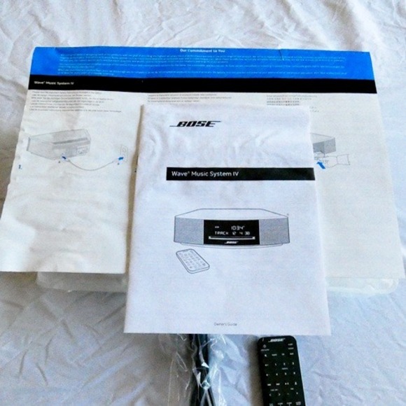 Brand New! Open Box BOSE Wave Music System IV Silver Complete RARE - Picture 7 of 9